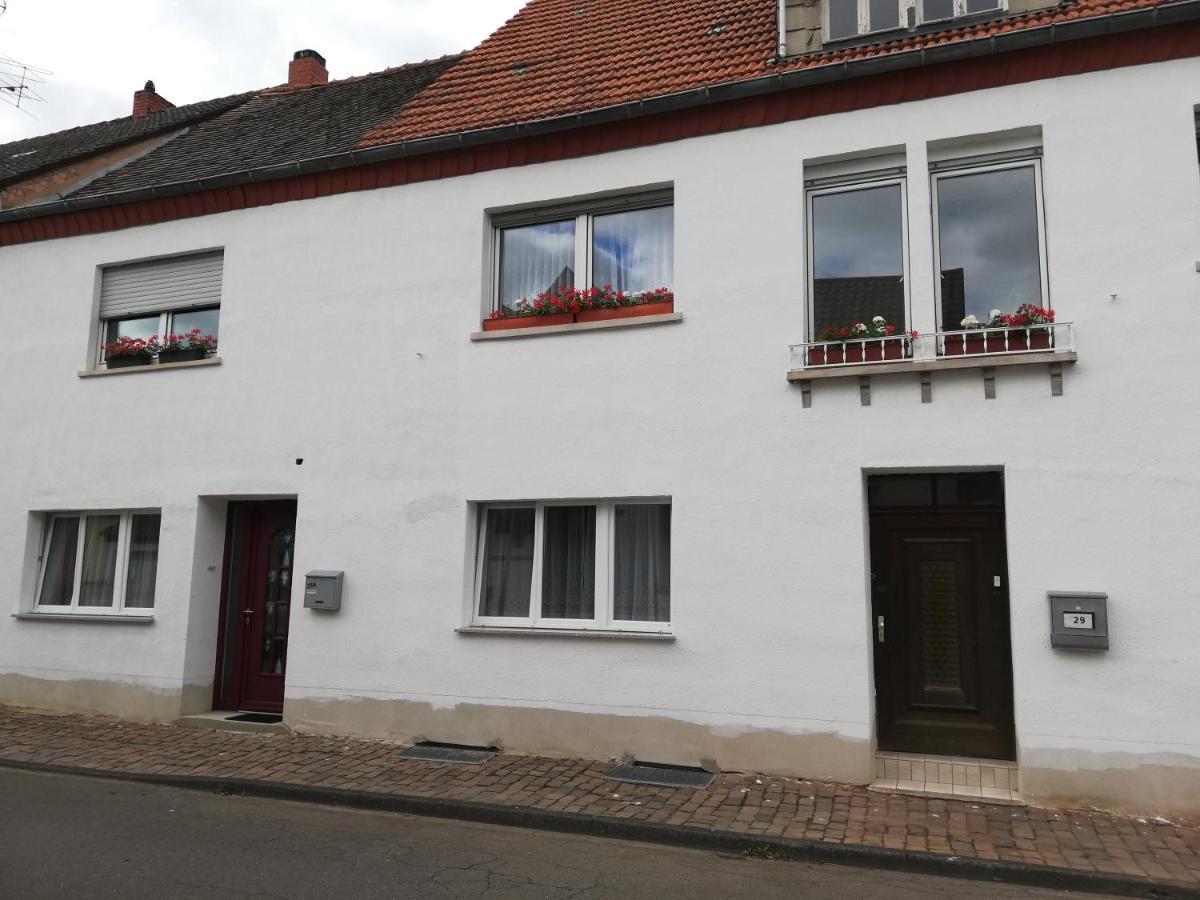 Rosen Und Rosse Apartment Zweibruecken Exterior photo